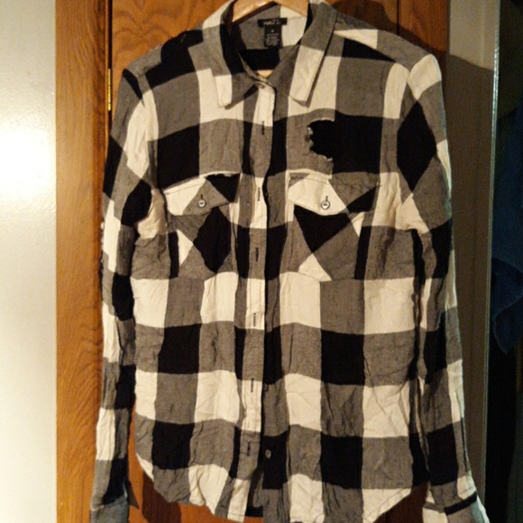 Button Up - Picture 1 of 2